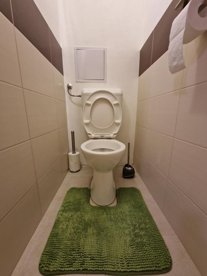 Casa Victoria Apartment Pecs Ngoại thất bức ảnh