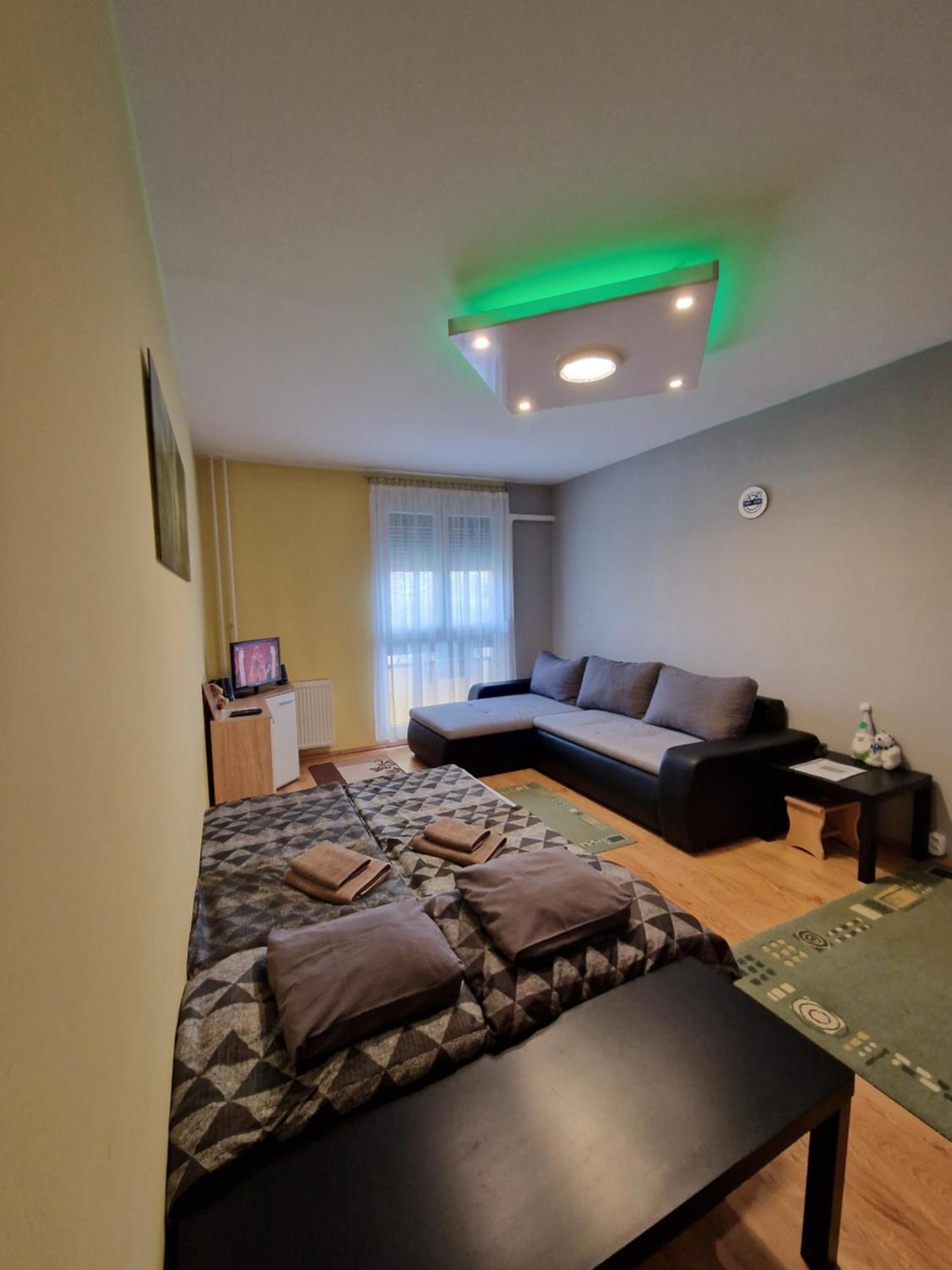 Casa Victoria Apartment Pecs Ngoại thất bức ảnh